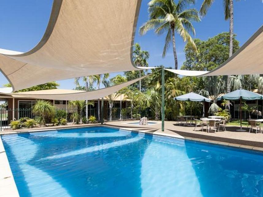 The Cambridge Kununurra Hotel Екстериор снимка